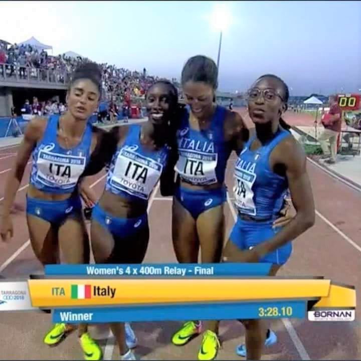 Atlete italiane vincono medaglia d’oro, ma hanno la pelle scura e si scatena il dibattito