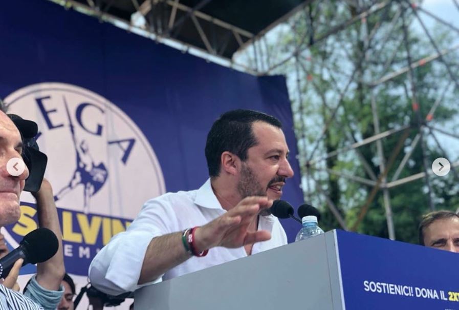 CIAO CIAO SILVIO | Salvini: “Rientrare nel centrodestra? C’è contratto di governo, lo rispetto” [VIDEO]