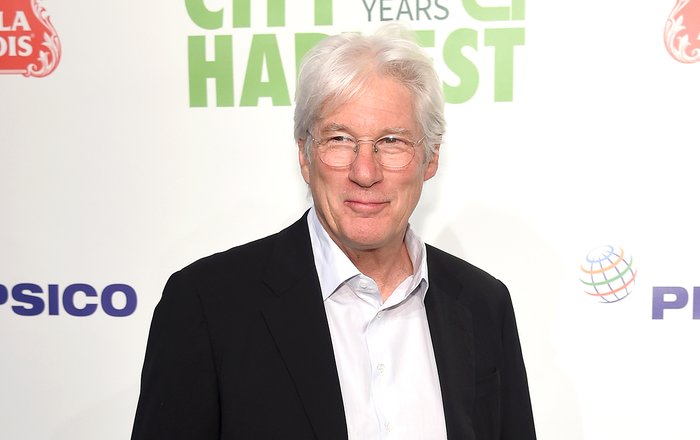 Richard Gere torna in tv dopo trent’anni con la serie “MotherFatherSon”