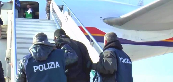 Immigrati, sottosegretario Picchi: basta buonismo, via chi delinque