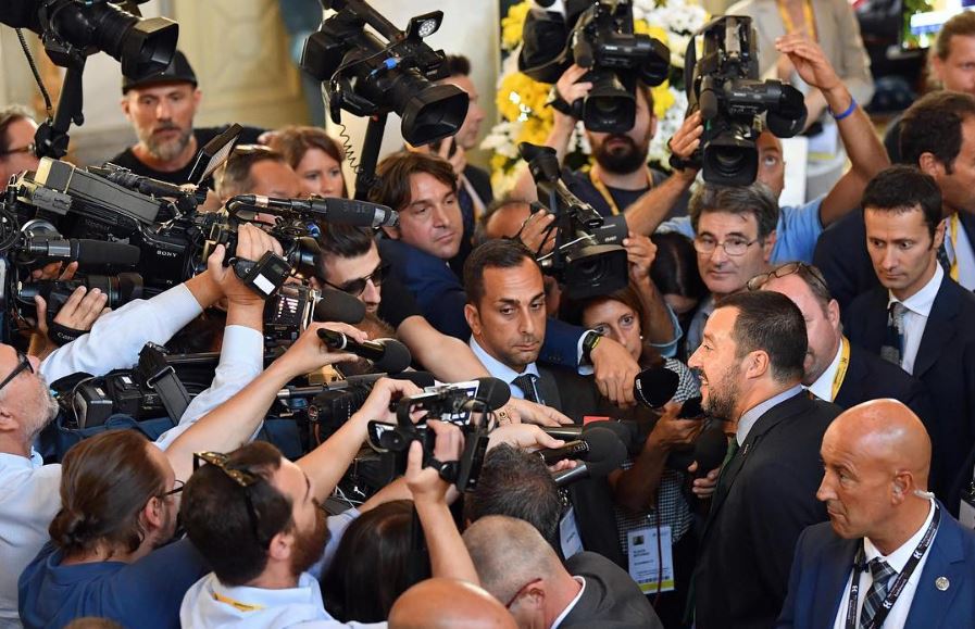 Salvini, “contro di me giudici politicizzati”. E poi: “Italia razzista? Fake news” [VIDEO]