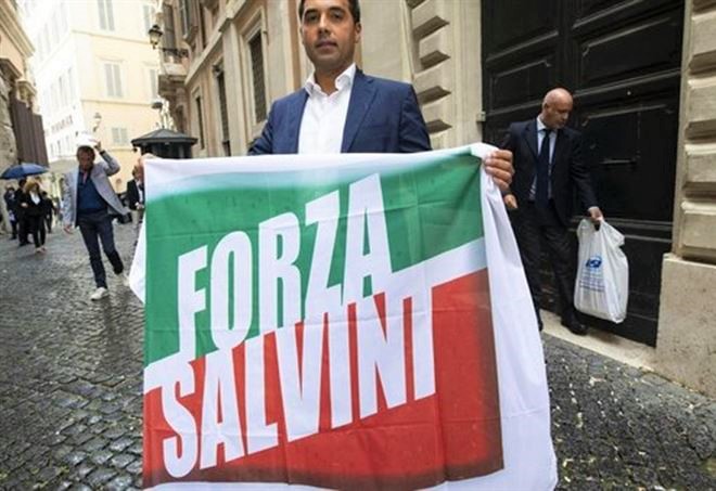 Nasce “Forza Salvini”… e muore due ore dopo. Sospeso l’azzurro Spizzirri