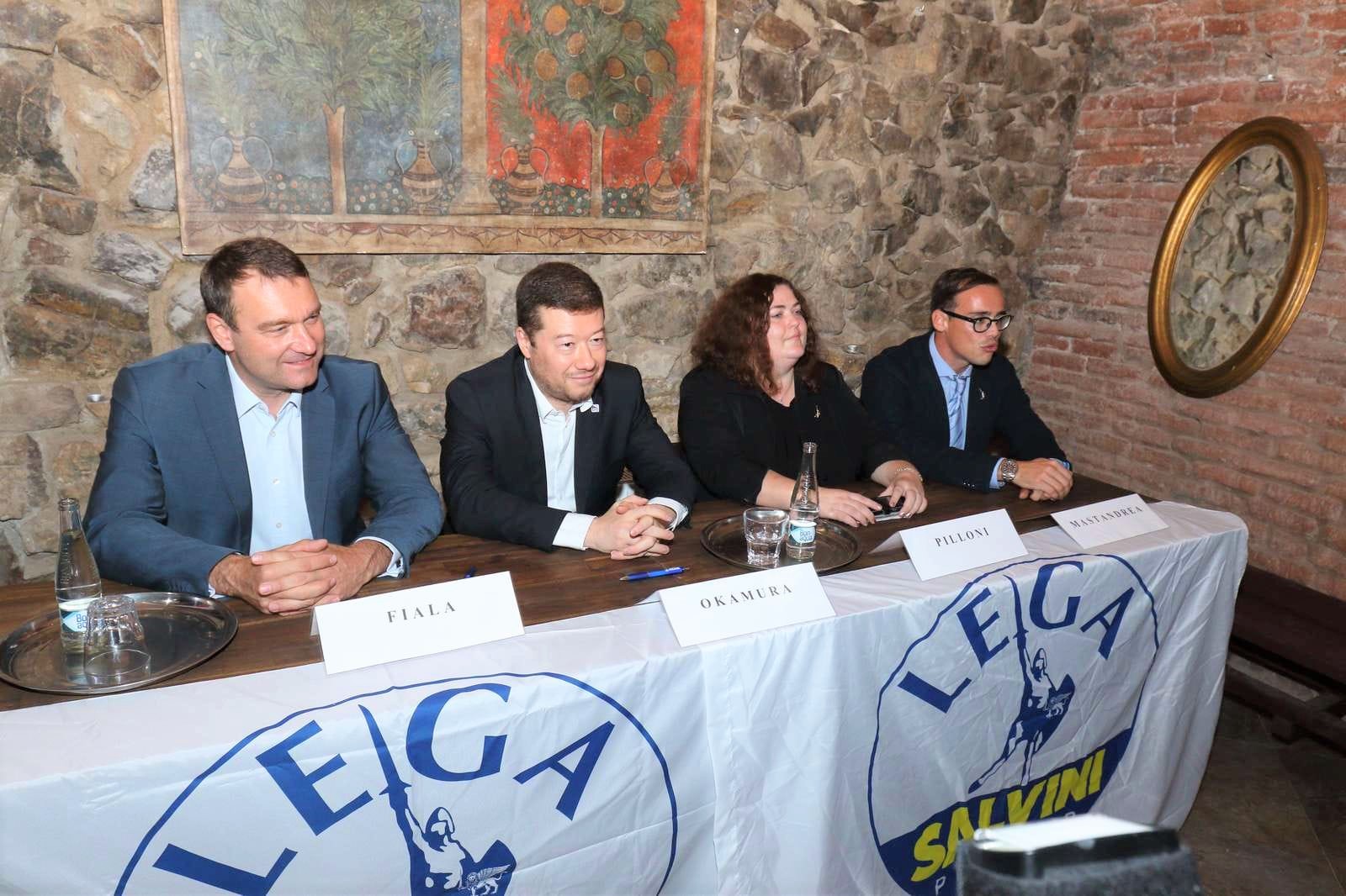 Italiani all’estero, la Lega sbarca a Praga: entusiasmo per la giornata del tesseramento