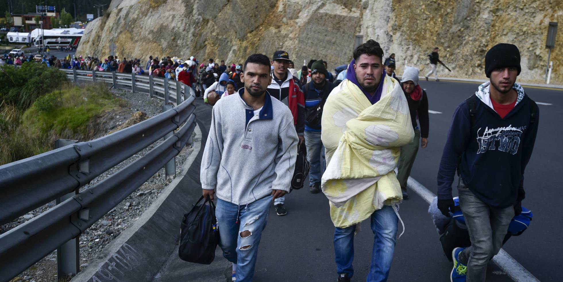 DISASTRO VENEZUELA | 5mila venezuelani lasciano il Paese ogni giorno, in 4 milioni verso la Colombia