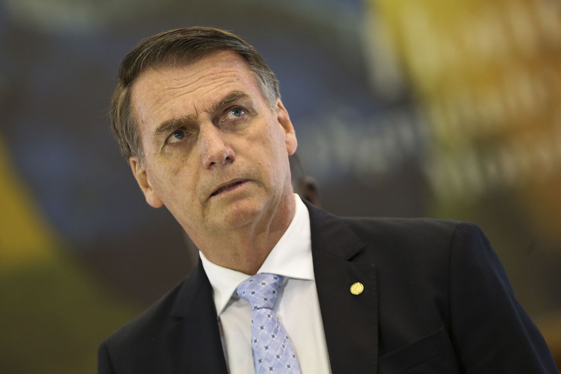 Bolsonaro: “Rispedire a casa loro i venezuelani in Brasile? Non sono merci”