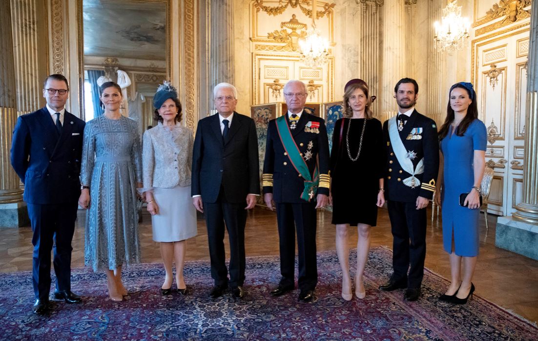 Mattarella in visita di Stato in Svezia, l’incontro con il Re Carlo XVI Gustavo e la Regina Silvia [VIDEO]