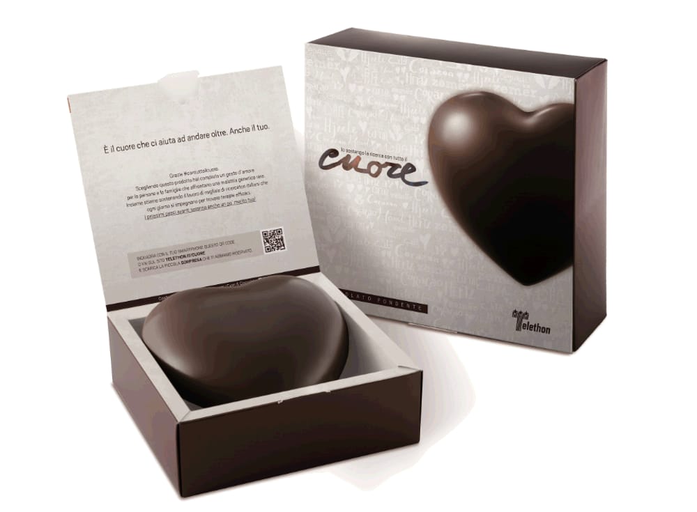 A SOSTEGNO DELLA RICERCA | Nelle piazze italiane il Cuore di cioccolato targato Telethon