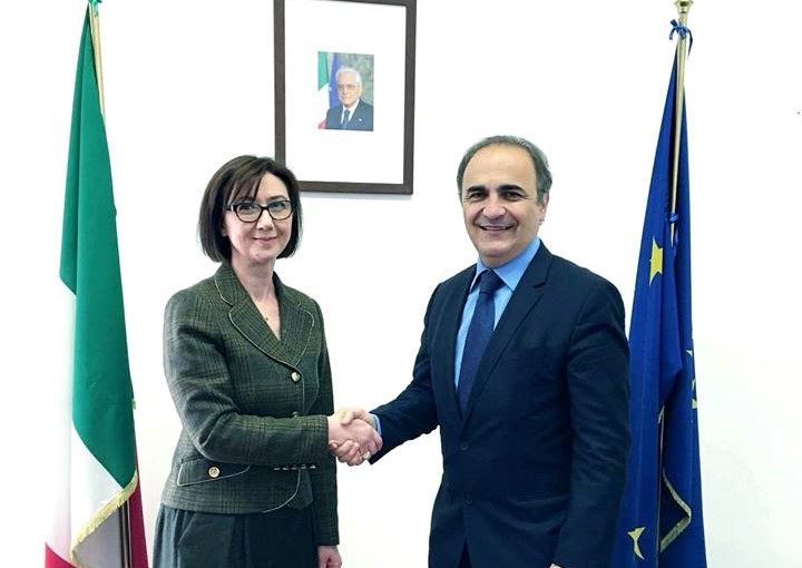 Farnesina, Sottosegretario Merlo riceve l’Ambasciatrice di Albania in Italia Anila Bitri