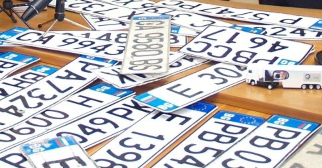 Veicoli con targhe estere, primi chiarimenti della Motorizzazione