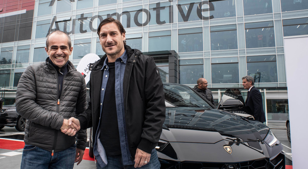 Una Lamborghini da 210mila euro per Francesco Totti