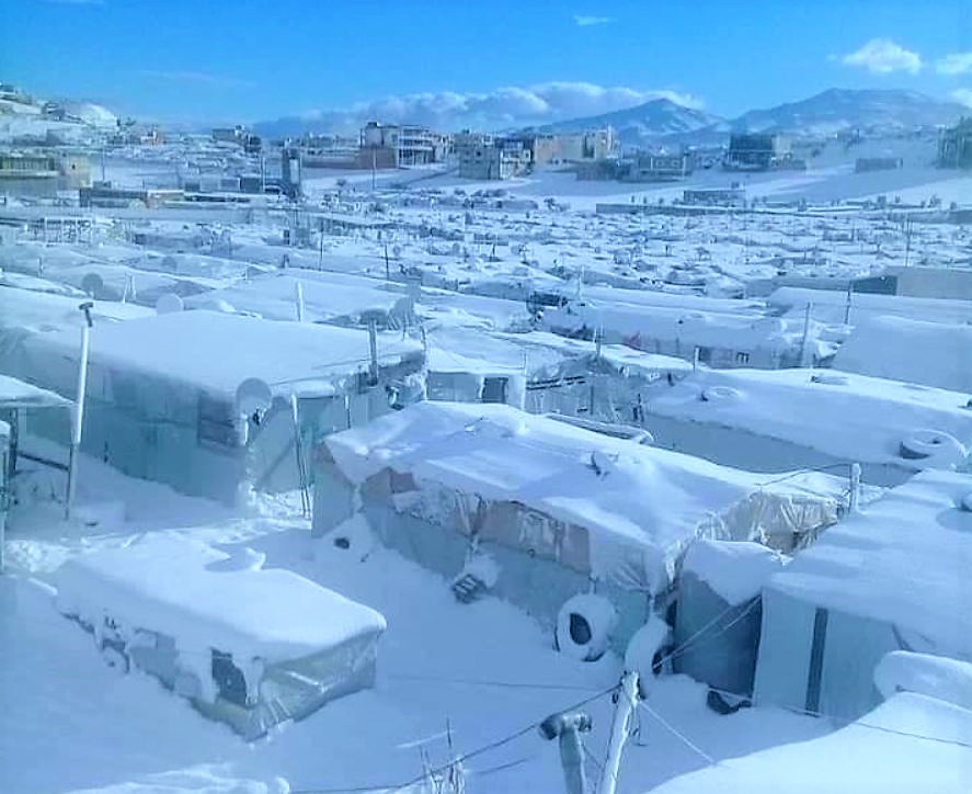 Intensa nevicata nelle zone terremotate del Centro Italia, forti i disagi