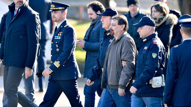PAROLA AGLI ELETTI ALL’ESTERO | L’arresto di Battisti cambierà i rapporti tra Italia e Brasile