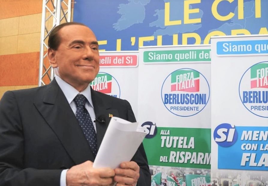 IL CAVALIERE | Berlusconi, “il 26 gennaio gilet azzurri contro l’incompetenza del governo gialloverde”
