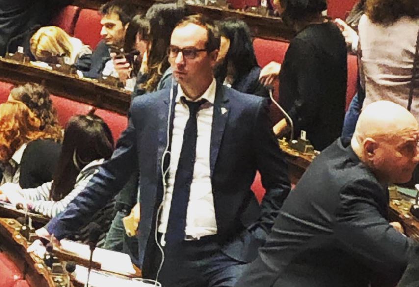 Borghese (MAIE): “Migliorare i servizi consolari per gli italiani in Brasile”