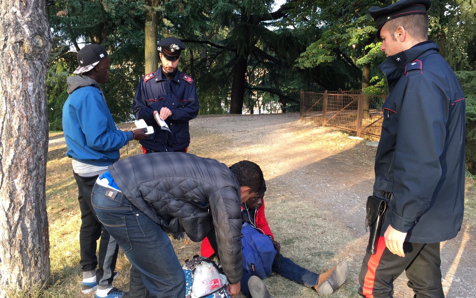 19enne gambiano richiedente asilo spacciava in piazza a Lucca, arrestato