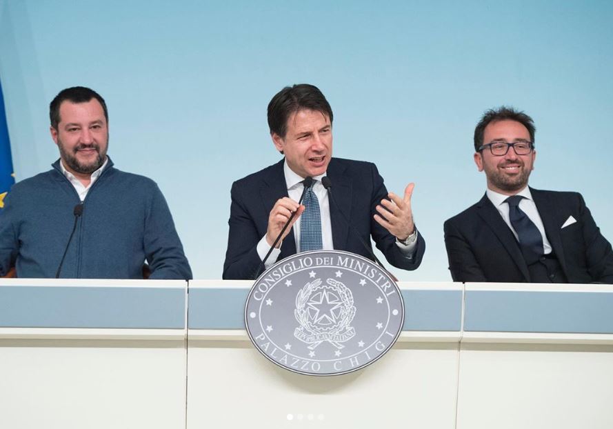 Reddito di cittadinanza, Conte: “Per i furbi fino a 6 anni di galera”