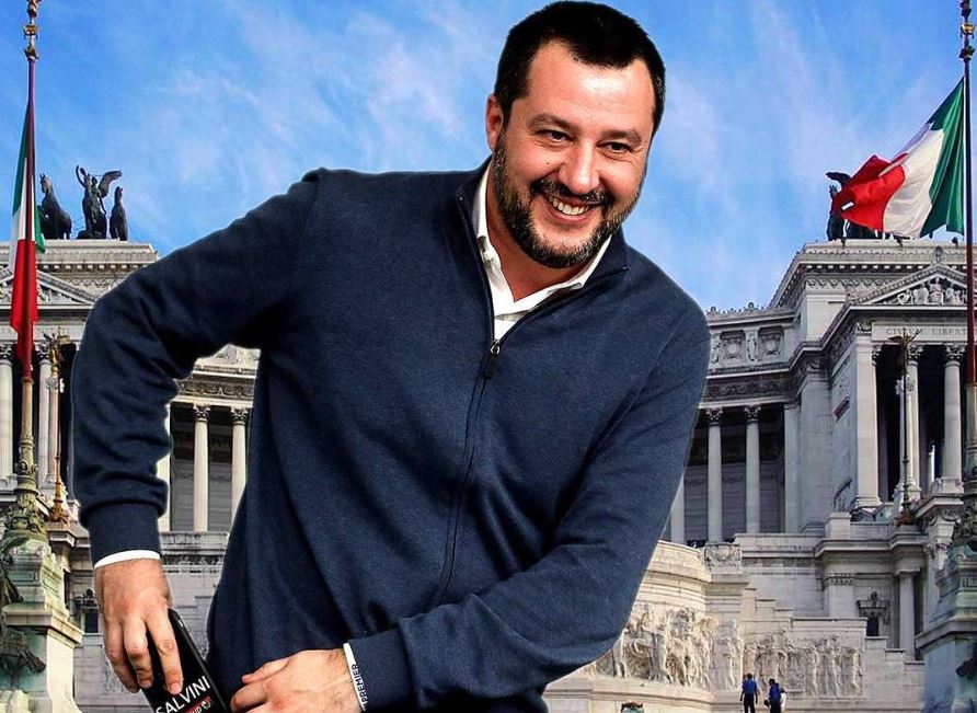 Napoli, nigeriano aggredisce una donna. Salvini, “ora lo rispediamo a casa sua”