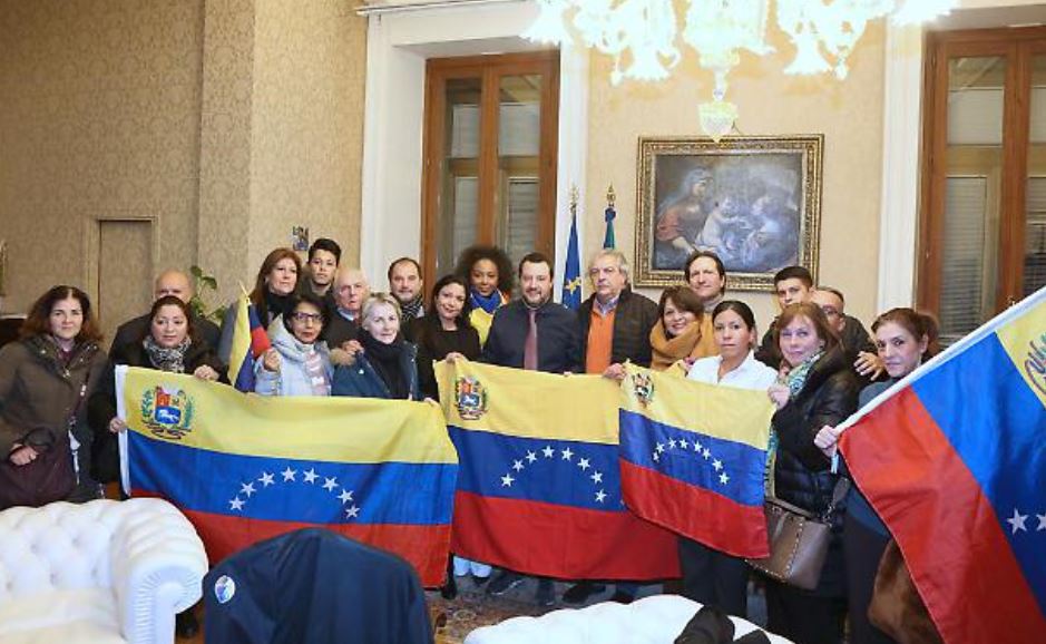 Salvini incontra i venezuelani in Italia, “impegnato per democrazia e libertà in Venezuela”