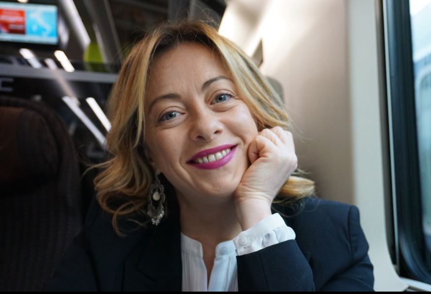 Europee, Giorgia Meloni: “Pronta a candidarmi se Fdi me lo chiede”