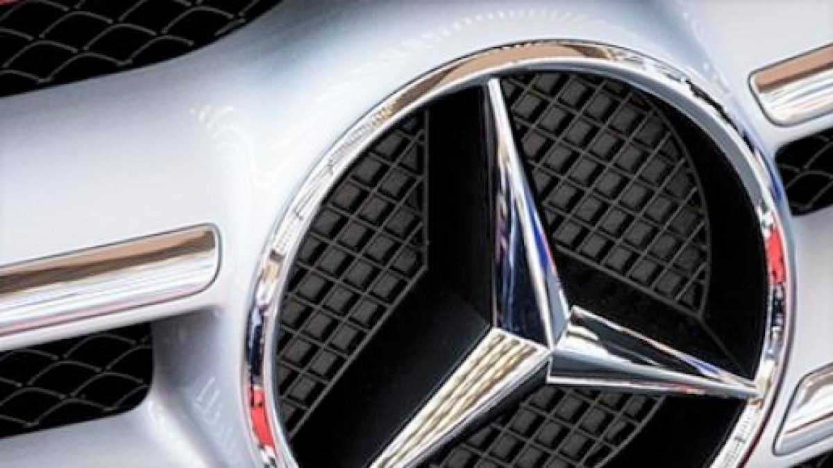 Fiat e Mercedes dominano i media italiani