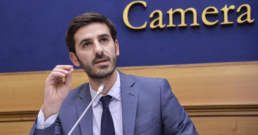 Villarosa (M5S): “Regionali? Non mi fa impazzire l’idea di apparentarci con le liste civiche”