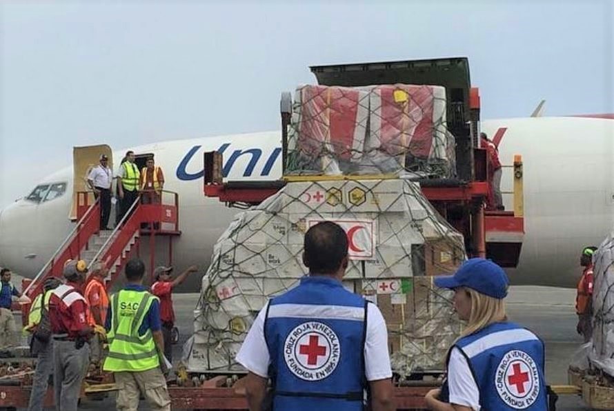 Venezuela, arrivato a Caracas il primo carico di medicine della Croce Rossa