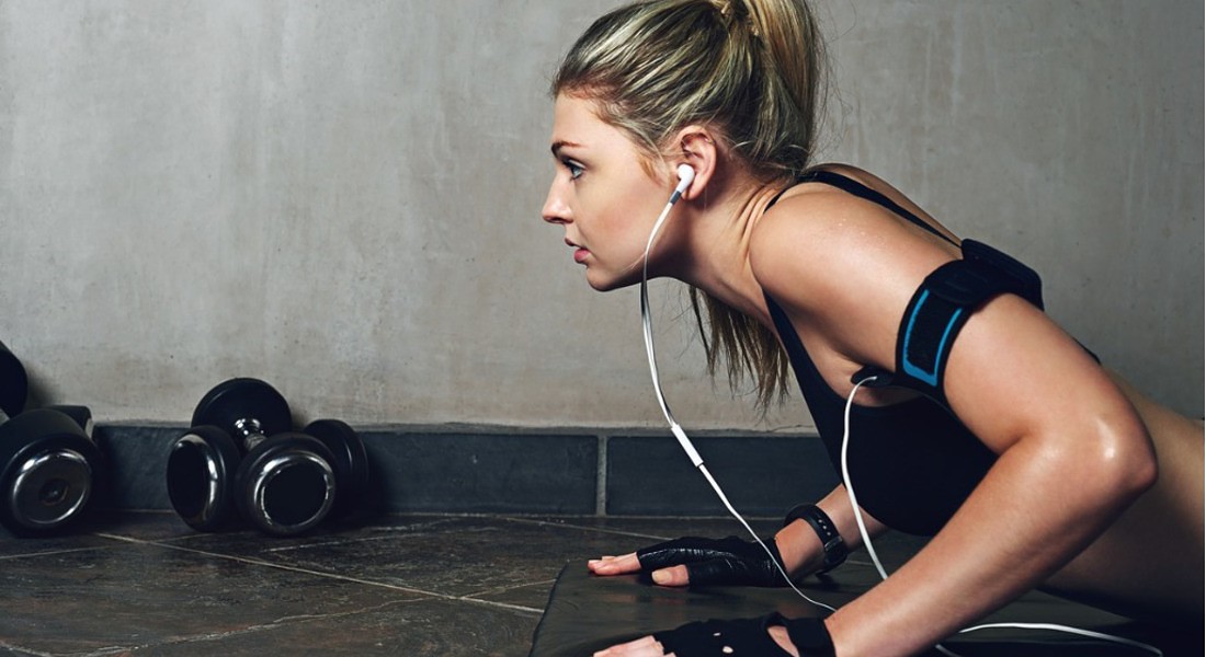 Ascoltare musica incrementa la concentrazione e migliora l’attività sportiva