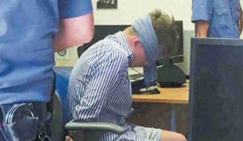 Carabiniere ucciso, il magistrato Caselli: “La foto del detenuto bendato? Può essere un boomerang contro l’inchiesta”