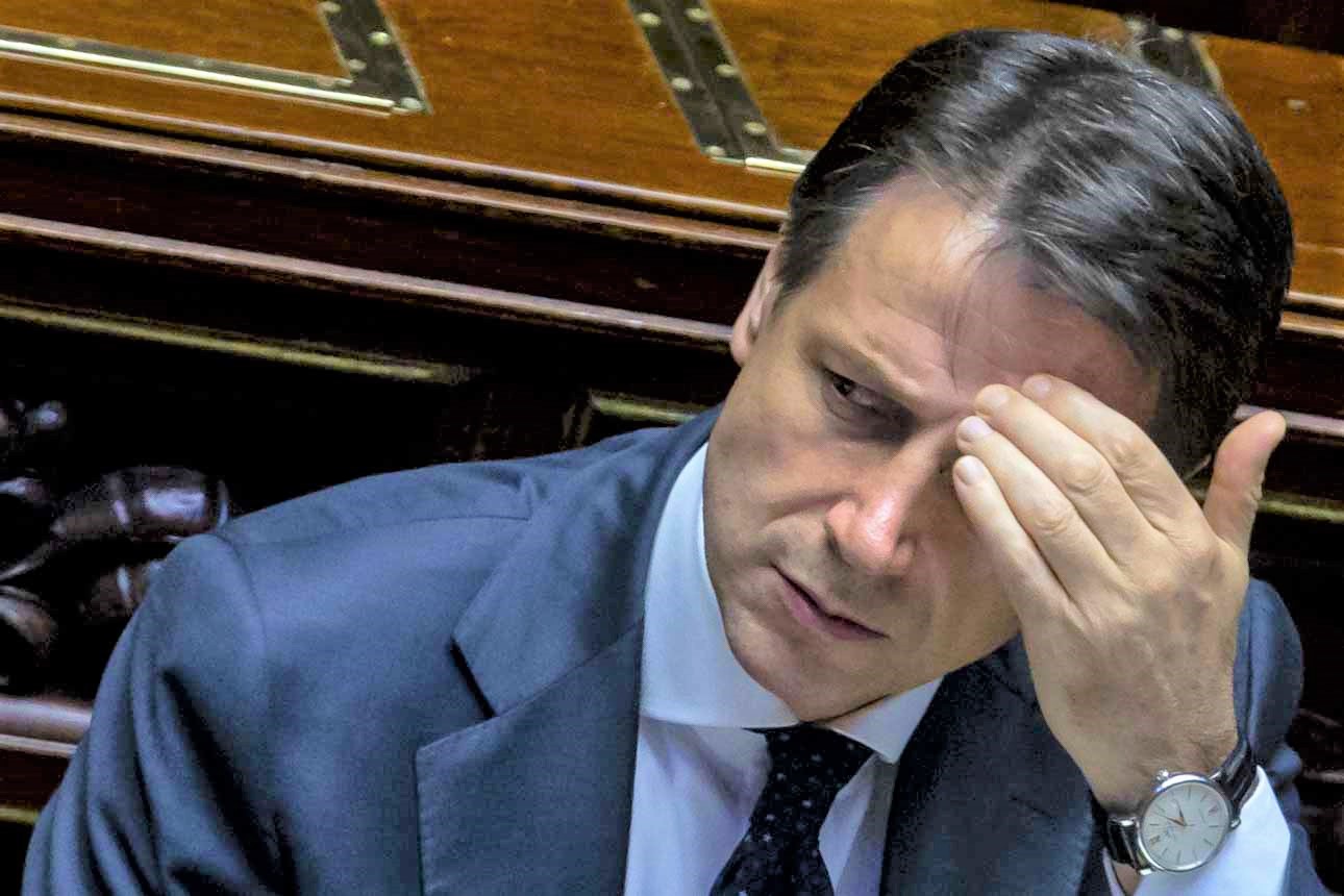 Se ancora esiste un governo, governi. Altrimenti elezioni subito