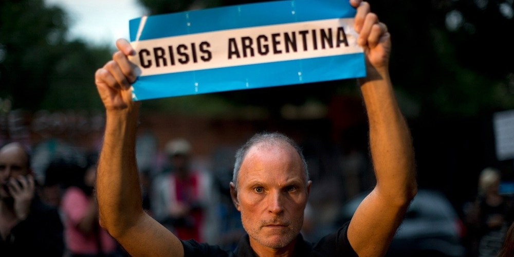 FOCUS | Crisi Argentina, limiti e controlli sugli scambi e gli acquisti dall’estero
