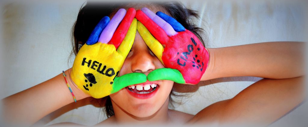8 genitori su 10 sono disposti a impartire ai loro figli un’educazione bilingue