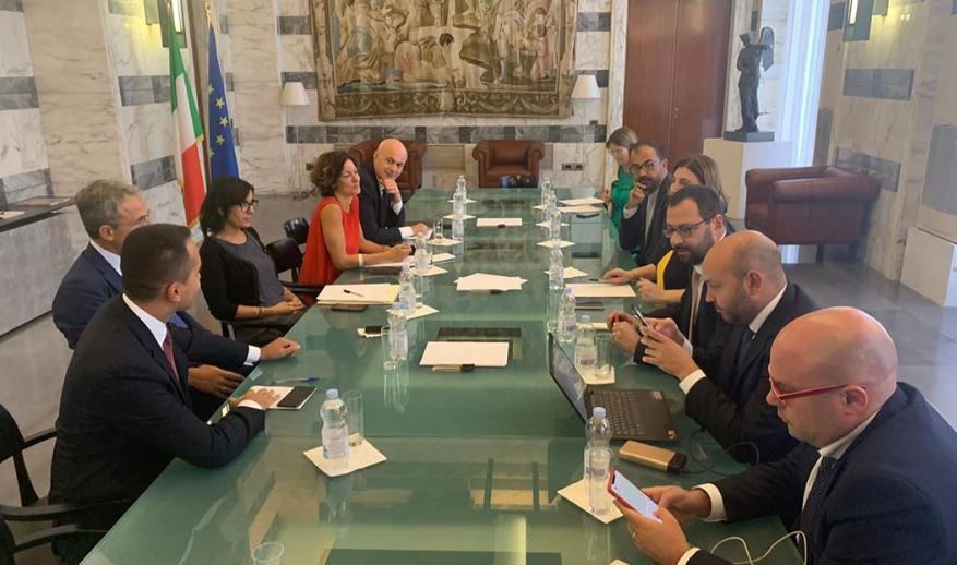 FOTO | Governo, Di Maio riunisce alla Farnesina gli altri ministri M5S: “Pronti al taglio dei parlamentari”