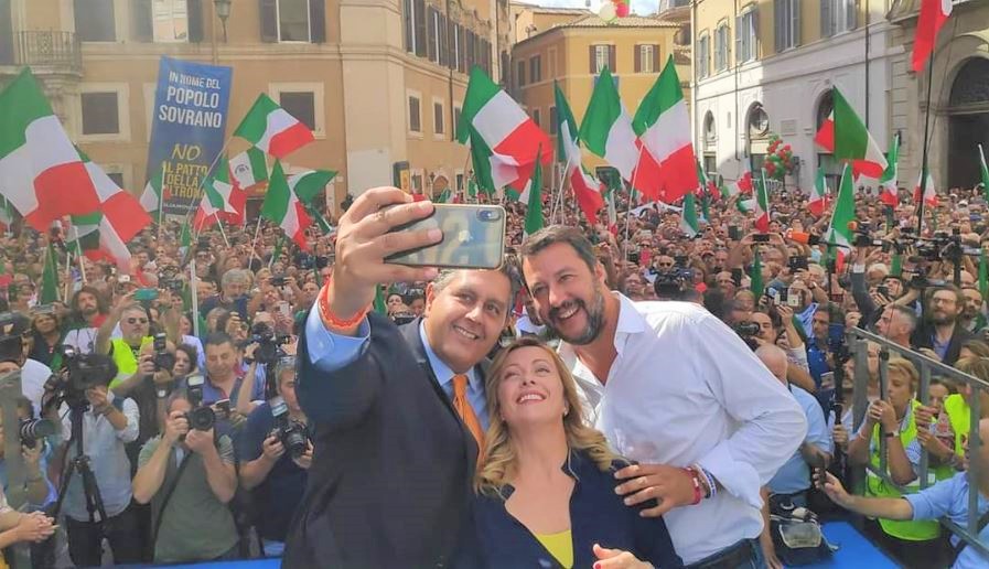 SONDAGGIO | Lega primo partito col 30%, Fratelli d’Italia cresce ancora e sfiora l’8%