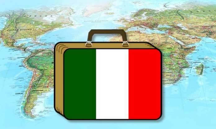 Gli italiani nel mondo votano per corrispondenza
