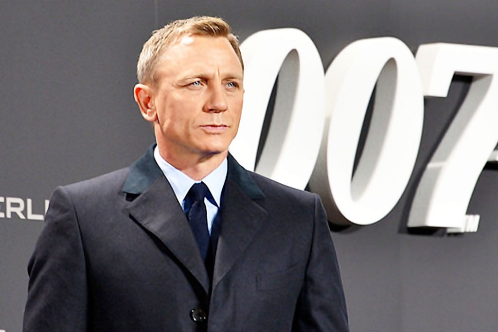 Ora anche James Bond veste italiano