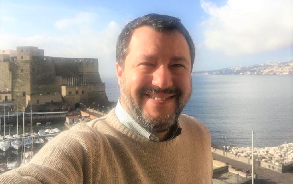 Salvini attacca il governo: “Litiga su tutto, gli italiani sono stufi. Conte si faccia da parte”