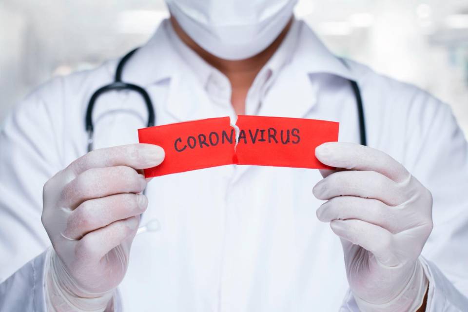 CORONAVIRUS | Due tecnici italiani bloccati all’estero: “Ci vedono come untori”
