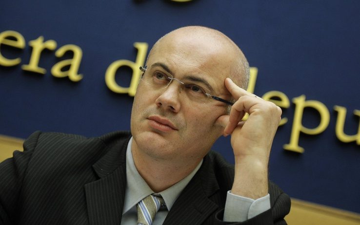 Coronavirus, D’Incà (ministro rapporti parlamento): “Non condivido le parole di Salvini e Meloni”