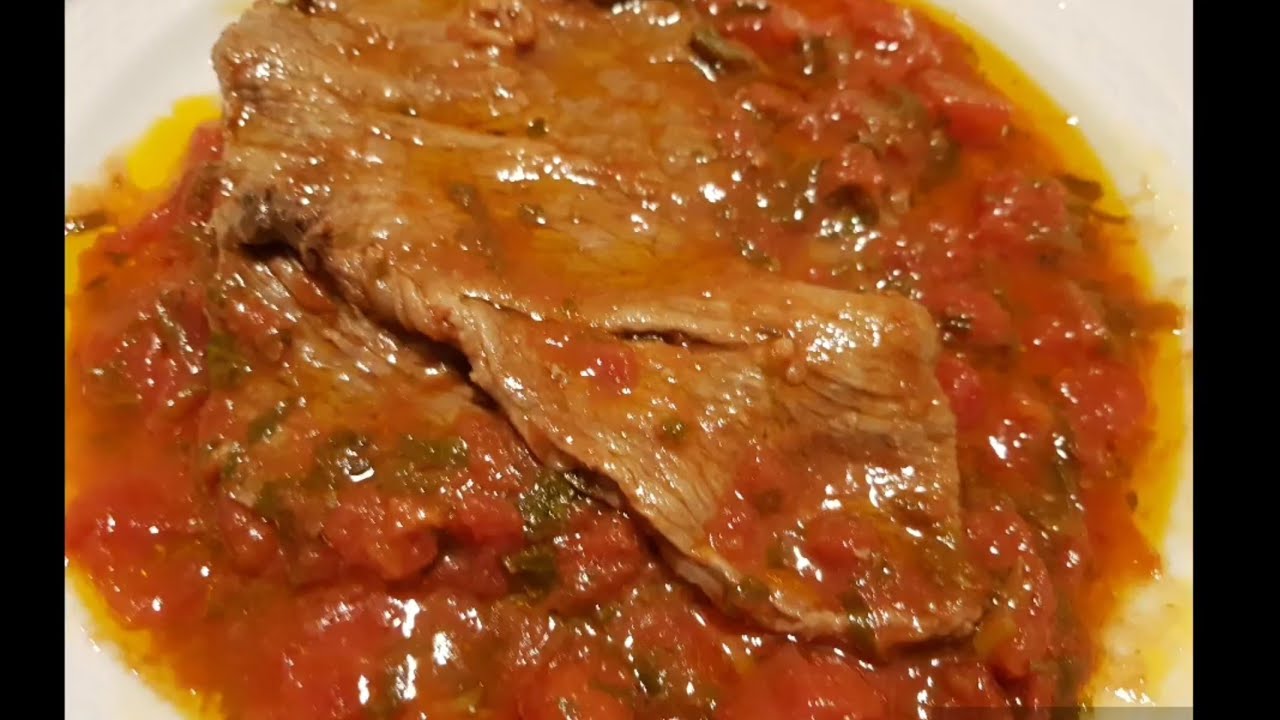 VIDEO | Carne alla pizzaiola, RICETTA facile e veloce
