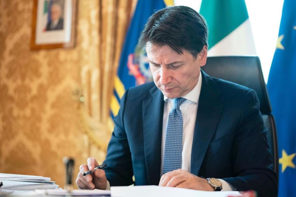 FASE 2 | Conte: “Ritardi nelle somme da erogare, chiedo scusa. Arriveranno presto” [VIDEO]