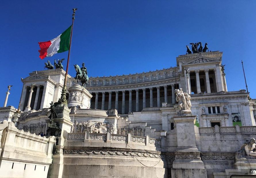 L’INTERVISTA | Vittorio Sgarbi: “Io sindaco di Roma? No. Ma farei l’assessore alla Cultura”