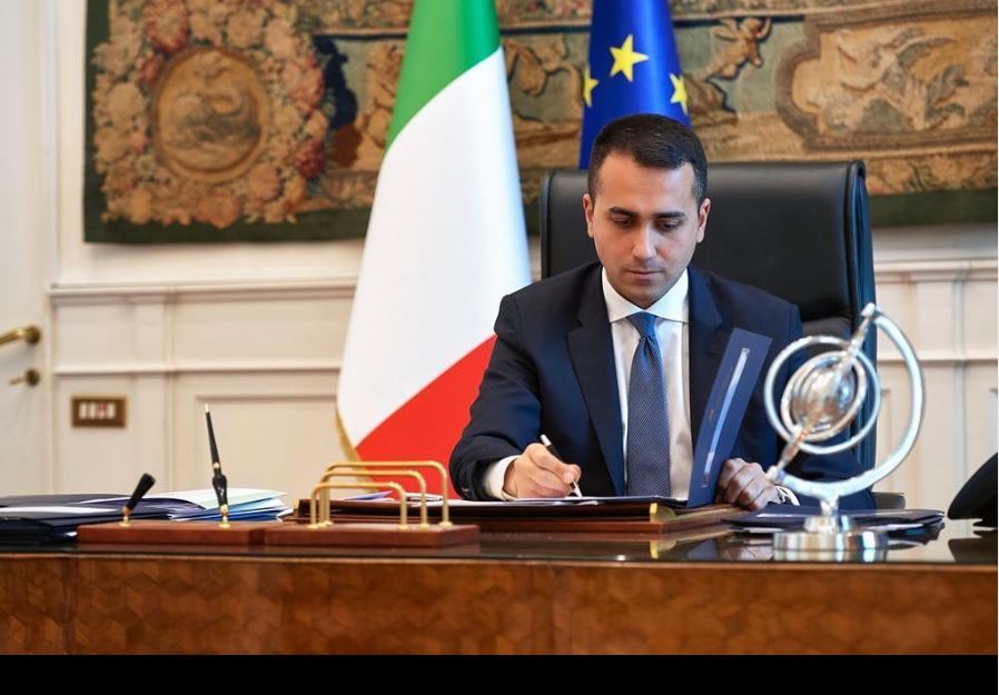“CI FAREMO RISPETTARE” | La minaccia di Di Maio: “Pronti a chiudere le frontiere”