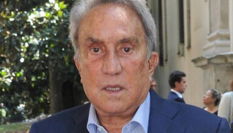 Napoli, arrestato Emilio Fede: evaso dai domiciliari, era a cena con sua moglie