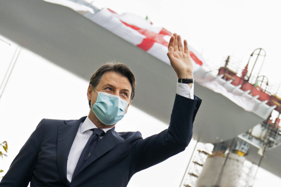 AUTOSTRADE | Oliviero Toscani, i Benetton e Giuseppe Conte