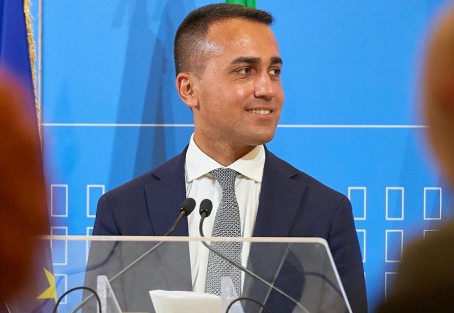 Di Maio incontra il suo omologo cinese: “Ad Hong Kong indispensabile preservare l’alto grado di autonomia e libertà”