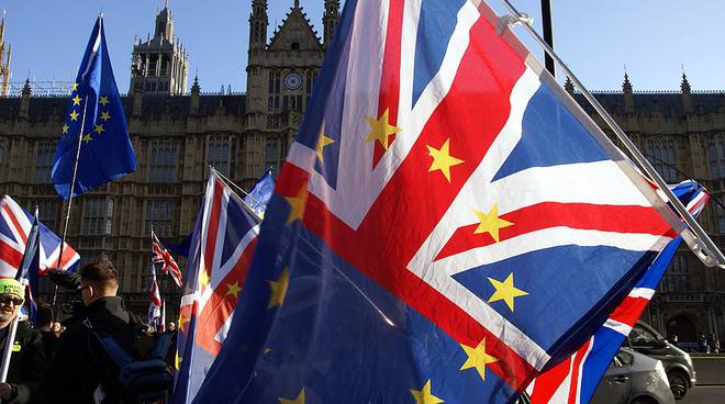 BREXIT | Dopo il referendum è fuga del Regno Unito