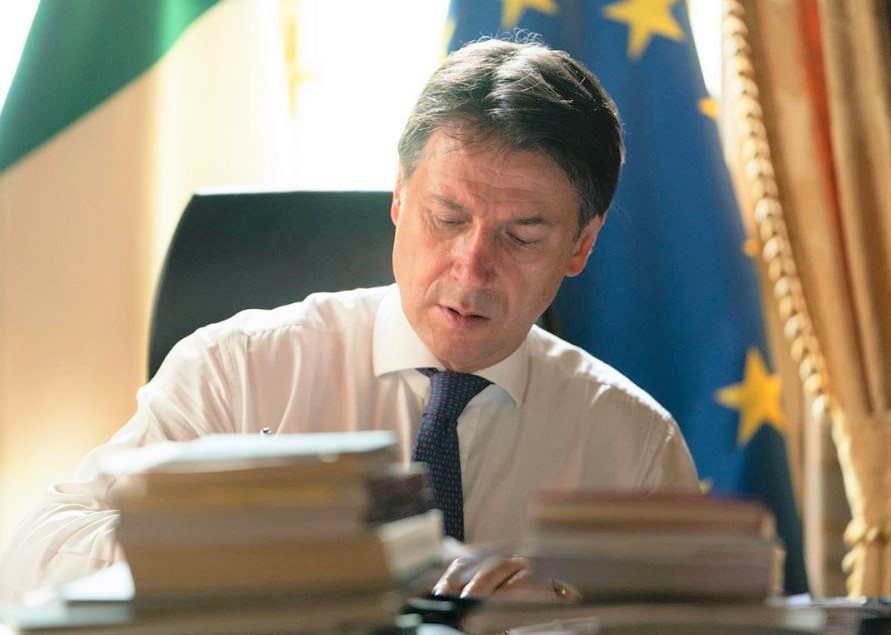 CORONAVIRUS | L’OMS: “Brava Italia”. Conte rilancia. Speranza: “Livello di attenzione alto” [VIDEO]