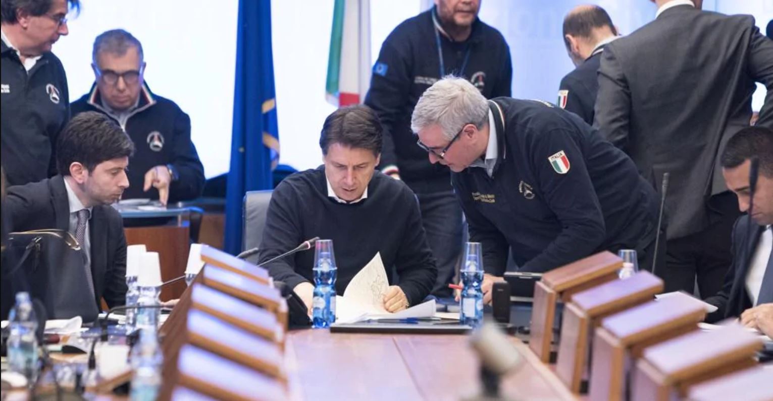 COVID | Governo in confusione