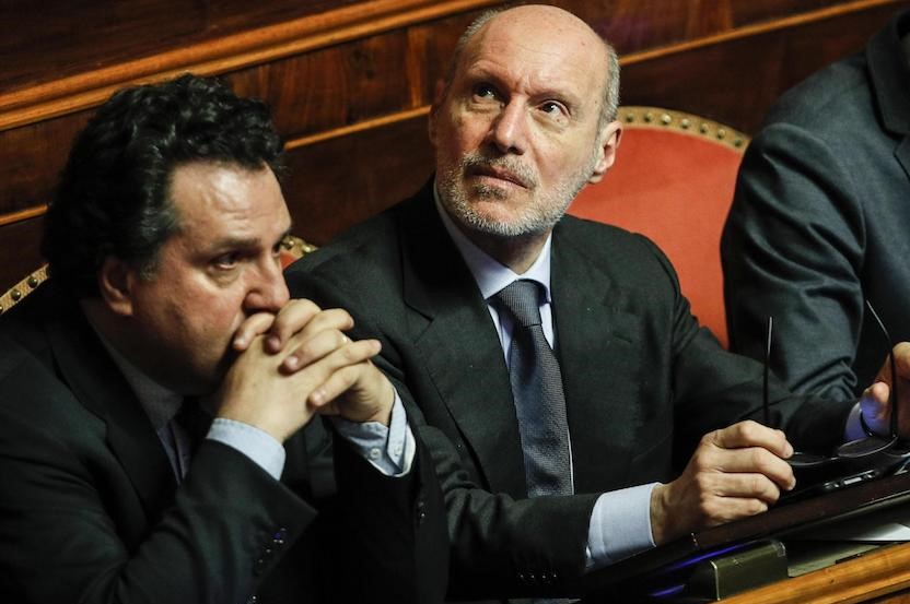 SENATO | De Bonis (MAIE) a De Falco: “Fare politica non è come giocare alla battaglia navale”