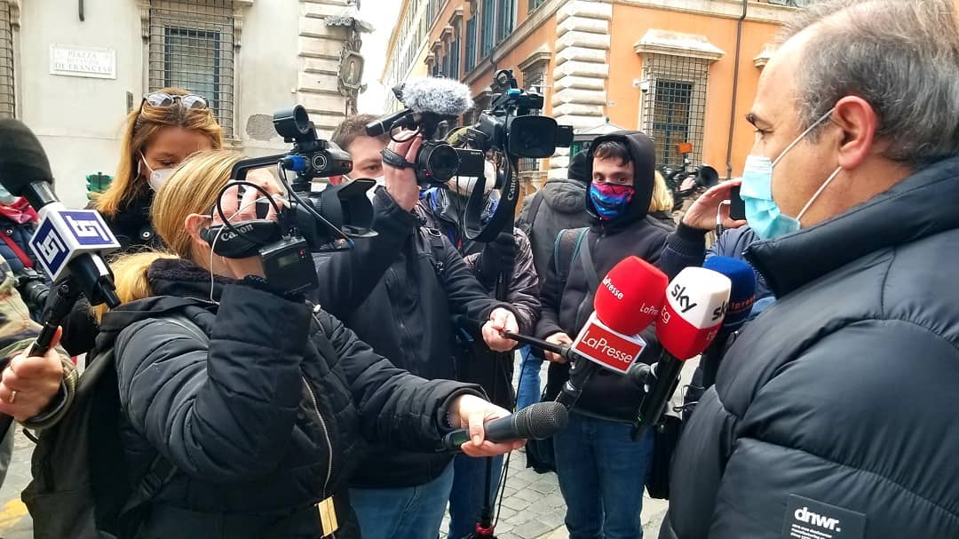 VIDEO | Sottosegretario Merlo: “Rilanciare l’azione di governo”. Gruppo MAIE-Italia23 vota la fiducia a Conte